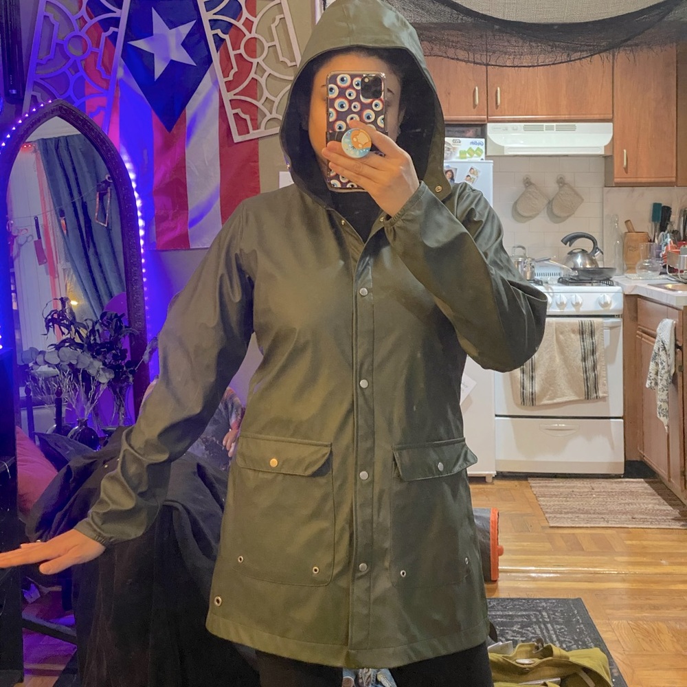 Herschel lightweight raincoat